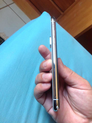 Celular iPhone XS Prata