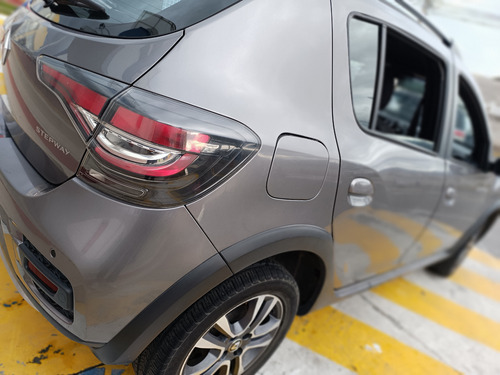 Renault Stepway Intens Fase Ii Modelo 2022 Cilindraje 1.6