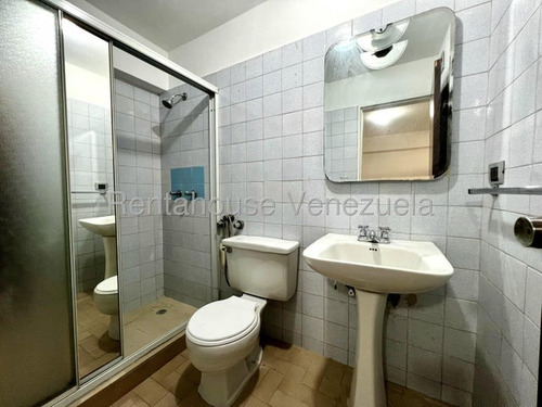 Apartamento En Venta Parroquia La Candelaria 25-20761