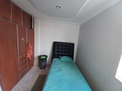 Imagen 6 de 9 de Hermoso Apartamento En Res Caranday Paraparal 0414-4709961
