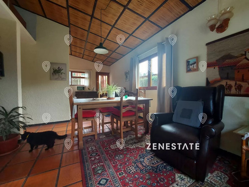 Vende Casa En Balneario Buenos Aires, Manantiales, De 2 Dormitorios En Suite.