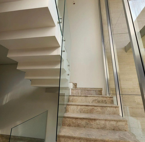 Townhouse En Terrazas Del Country. Valencia. Sg.p