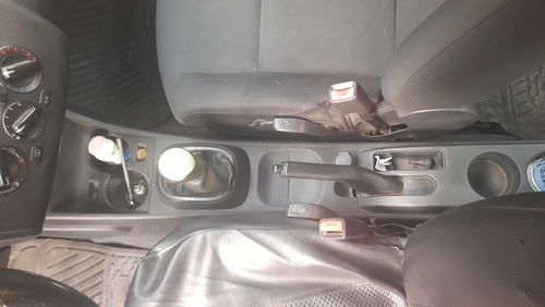 Imagen 15 de 25 de Nissan Tiida Tiida 1.6 2014