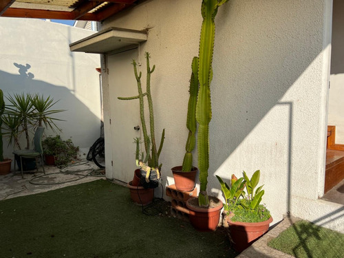 Casa Con 2do Piso Independiente Excelente Ubicación