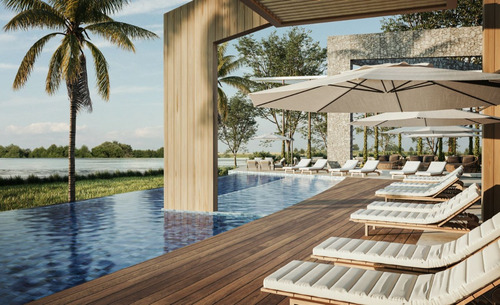 Venta De Hermoso Penthouse Frente A La Playa En Vista Cana