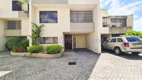 Townhouse En Venta Alto Prado Lp