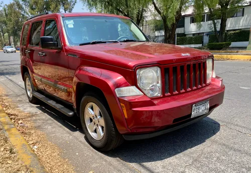 Jeep Liberty Sport 4x2 At