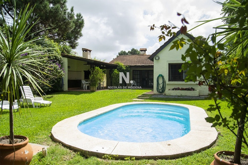 Casa En Venta En Cantegril- Ref: 3670