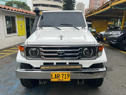 Toyota Land Cruiser 4.5 Fzj73