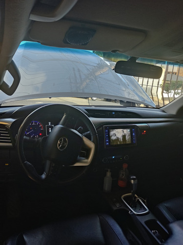 Toyota Hilux 2.7 Srv Cab. Dupla 4x2 Flex Aut. 4p