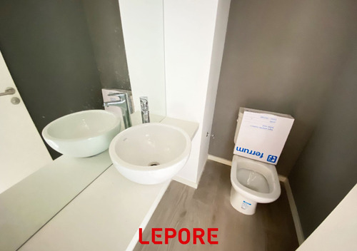 Departamento En Venta En Las Cañitas