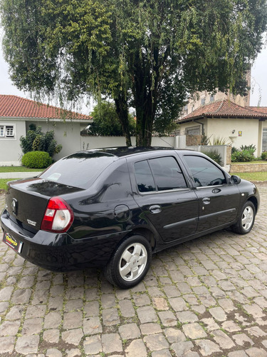 Renault Clio Sedan Clio Sed. PrivilĂšge Hi-Flex 1.0 16V 4p