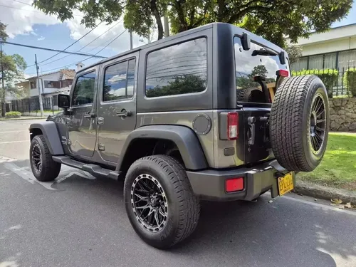 Jeep Wrangler Unlimited 3.6 Sport Unlimited