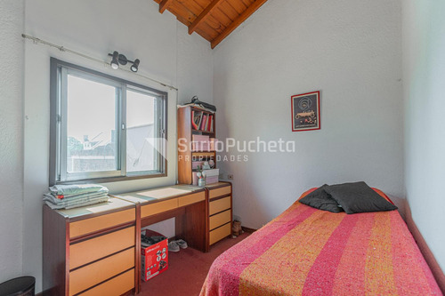 Venta Casa 4 Ambientes En Ramos Mejia.