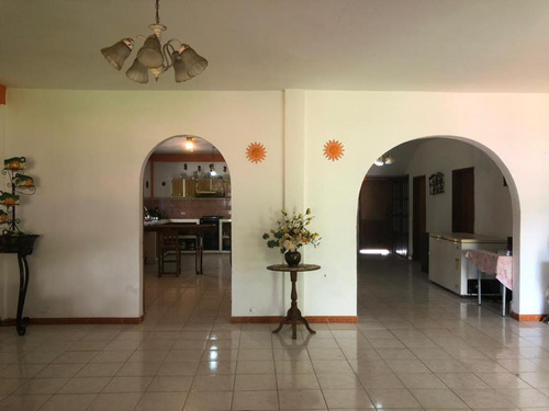 Venta De Casa Con Potencial Comercial Patanemo 41-02