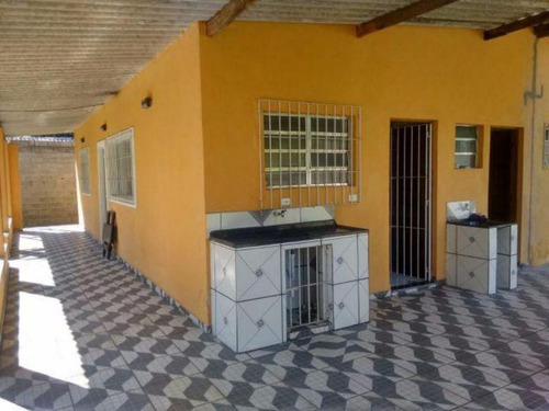 Imagem 12 de 14 de Chácara Com Muro Alto E Varanda Em Itanhaém - 2537 | Npc