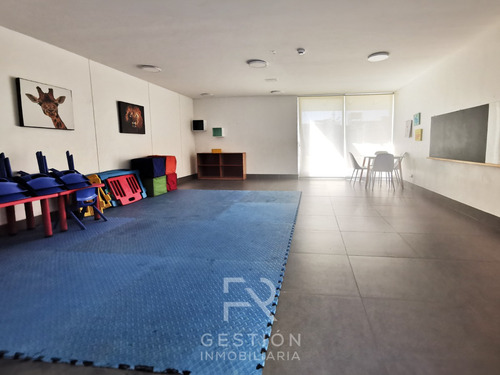 Departamento 2d + 2b + 1box A Pasos Metro San Miguel