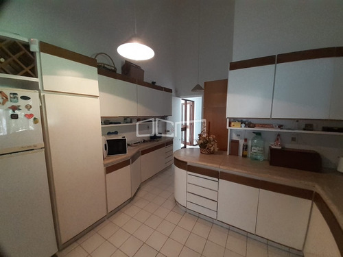 Casa En Zona Shopping - Ref: 336