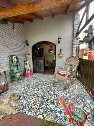 Casa Quinta En Alquiler Para 8 Personas En Parque Leloir Con Quincho Cubierto