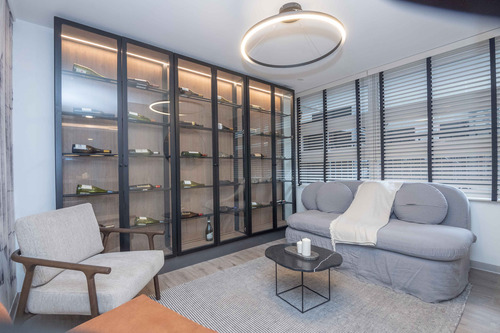 Edificio Av. Sta. Rosa (1 Est. 1 Bod.) Vista Norte Piso 4