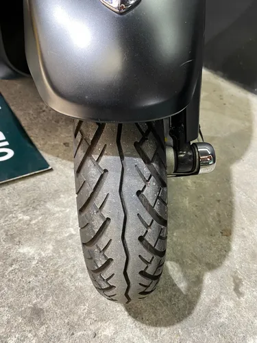 Piaggio Vespa Vxl150 Abs Negra 2023 2.900 Kms