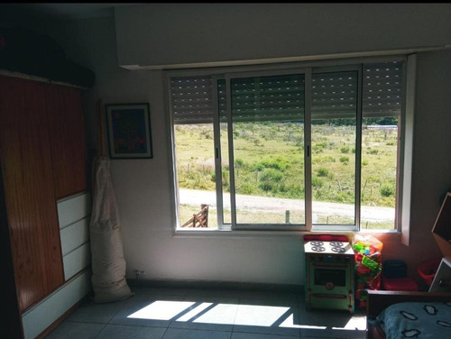 Casa En Venta - 2 Dormitorios 2 Baños - 80mts2 - Tandil