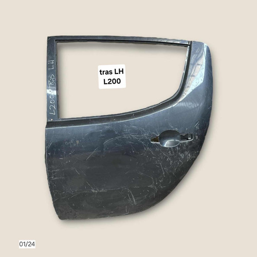 Puerta Trasera Izquierda Mitsubishi L200 2016 Al 2022 (Usado)