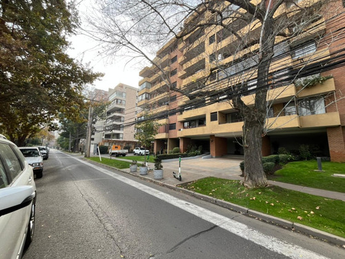 Las Malvas/ Metro Manquehue, C.c. Apumanque, Pisc. Estac.