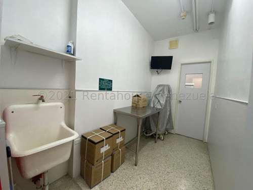 Venta De Casa Para Uso Comercial En Las Mercedes / Cl Mls 25-14572