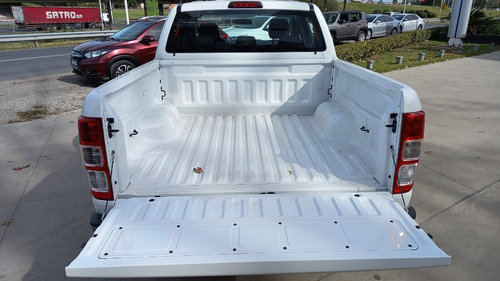 Imagen 5 de 16 de Ford Ranger Xls 4x4 3.2 (financia $2.000.000 Con Tasa 9.90%)