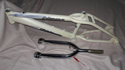 Cuadro Con Tijera Fishbone Ninja. Bmx Midschool. No Gt Dyno. Blanco (Usado)