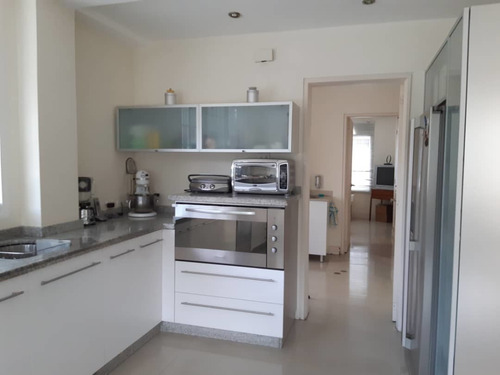 Imagen 3 de 10 de Espectacular Casa Venta Lomas De Prados Del Este