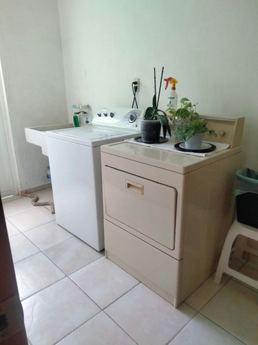 Casa En Venta En Villas De Irapuato