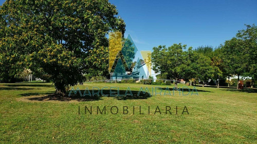 Importante Lote En Club De Campo Las Cañuelas