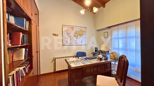 Casa 4 Dorm Con Quincho Y Pileta Climatizada