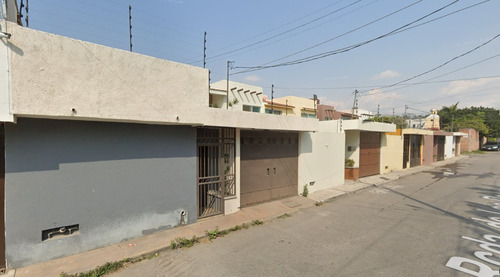 Lujosa Casa En Jiutepec Centro Remate Bancario En La Zona Metropolitana De Cuernavaca Perfecta Inversión Adquiere Tu Patrimonio Hasta En Un 30% De Descuento Sk15