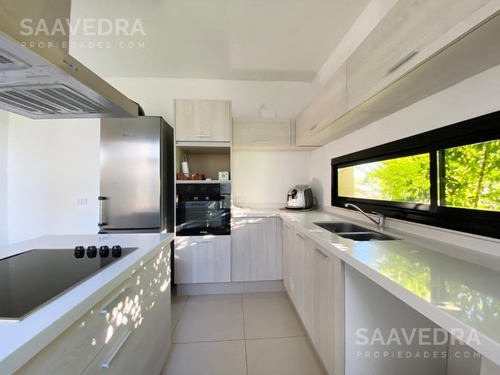 Casa En Venta Estilo Racionalista. Barrio Las Tipas Nordelta