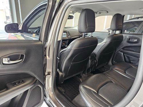 Imagen 7 de 8 de Jeep Compass Longitude At6