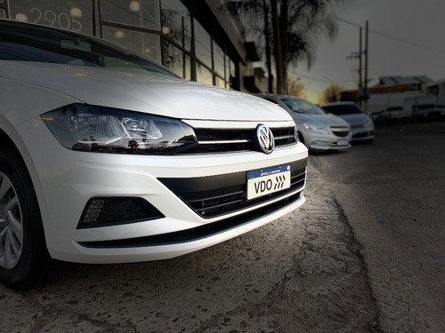 Imagen 9 de 14 de Volkswagen Virtus Trendline 1.6 Msi Vehiculosdeloeste