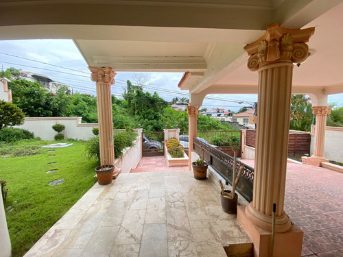 Se Vende Casa En Los Cerros De Arroyo Hondo