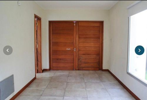 Imagen 15 de 24 de Casa Moderna Con Piscina - Zona Alamos - Enero No Disponible