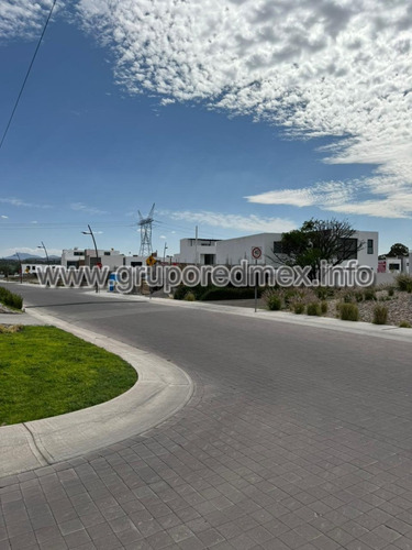 Terreno Residencial En Venta En Cañadas Del Arroyo, Corregidora, Querétaro, Lote 42