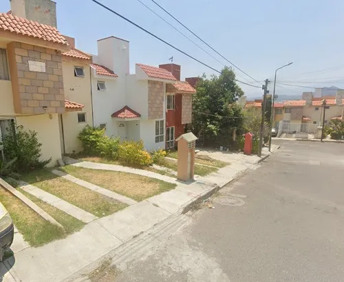 Casa En Venta En Cerro De La Paz, Puebla, Puebla Cerca Del Centro Educativo Camino Real