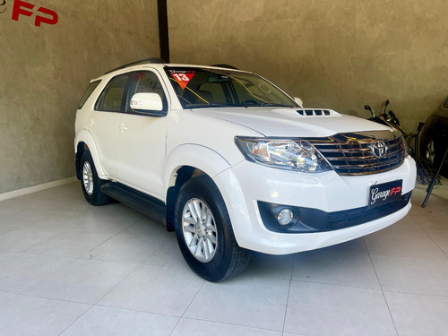 Toyota Hilux 3.0 Srv Cab. Dupla 4x4 Aut. 4p