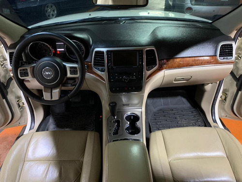 Imagen 5 de 13 de Jeep Grand Cherokee Automática 4x4