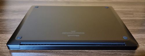 Laptop Surface 7th Snapdragon X10 16gb Ram 512gb Qhd+ 120hz Negro (Reacondicionado)