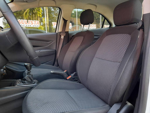Imagem 6 de 8 de Chevrolet Onix Joy 1.0 Eco Sedan