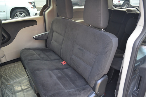 Imagen 11 de 13 de Dodge Grand Caravan Se 2019