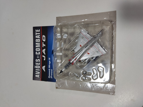 Aviões De Combate A Jato Dassault Mirage Brasil 1:72 Prata (Usado)