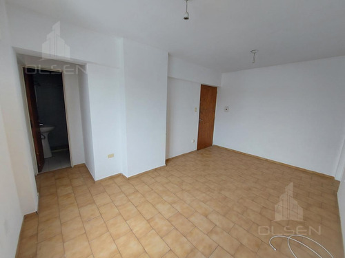 Imagen 9 de 17 de Oportunidad - Bajaron Los Precios - B° Nueva Cordoba - Comodidad Al 100%